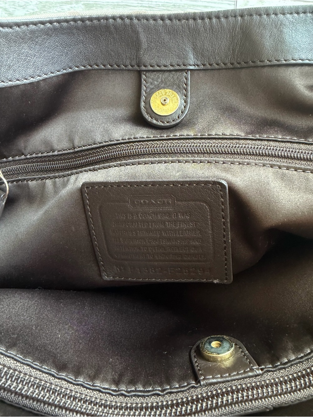 Coach Khaki and Brown Signature Shoulder Bag - Picture 5 of 8
